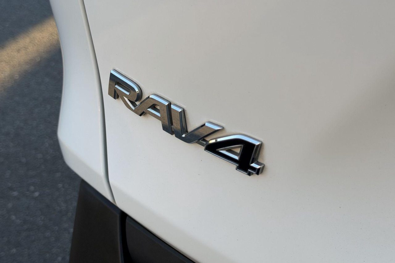 2021 Toyota Rav4 Hybrid GX AWD