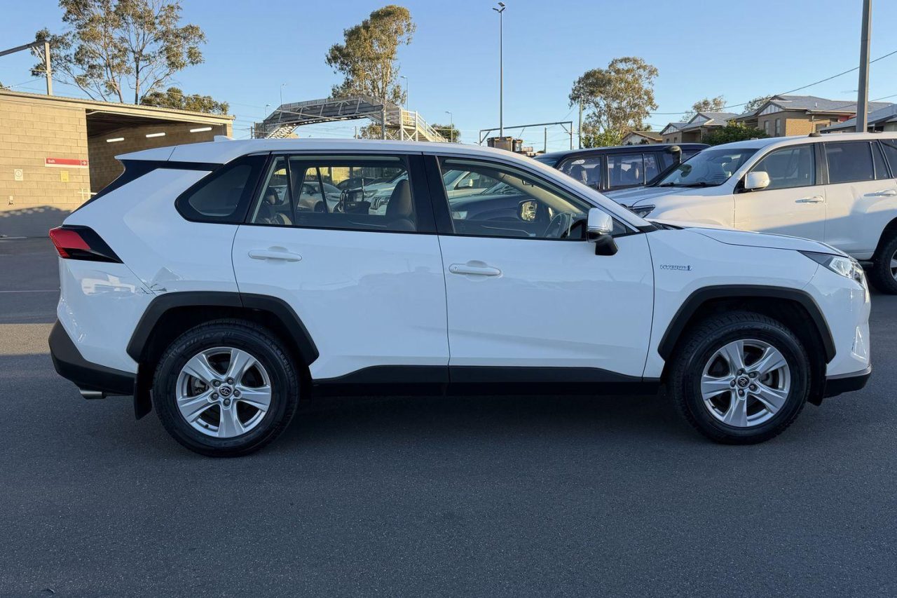 2021 Toyota Rav4 Hybrid GX AWD