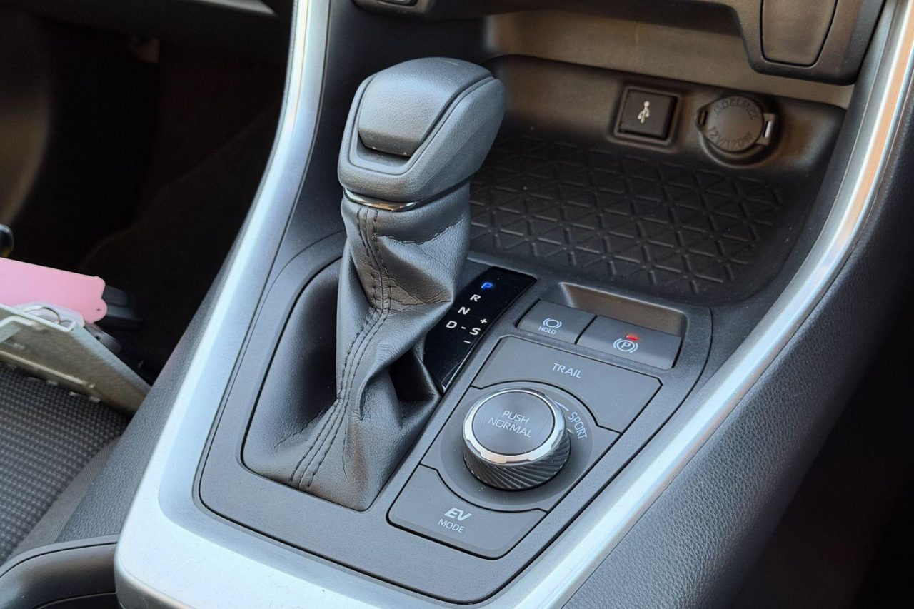 2021 Toyota Rav4 Hybrid GX AWD
