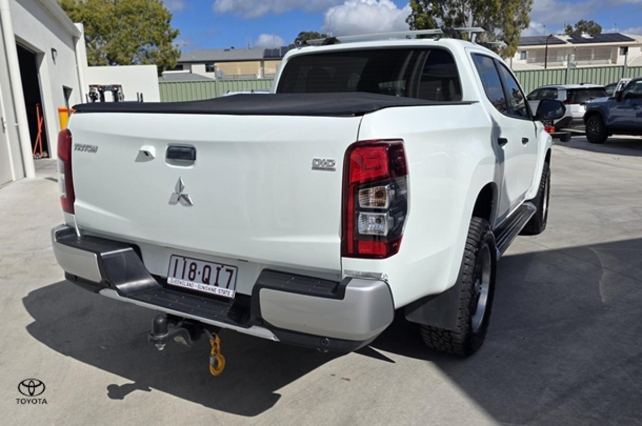 2019 Mitsubishi Triton GLX