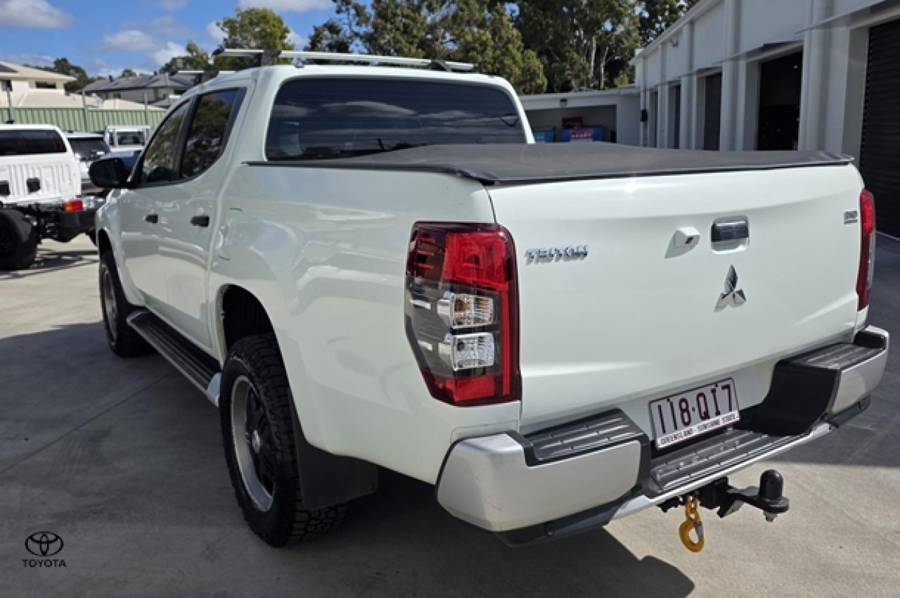 2019 Mitsubishi Triton GLX