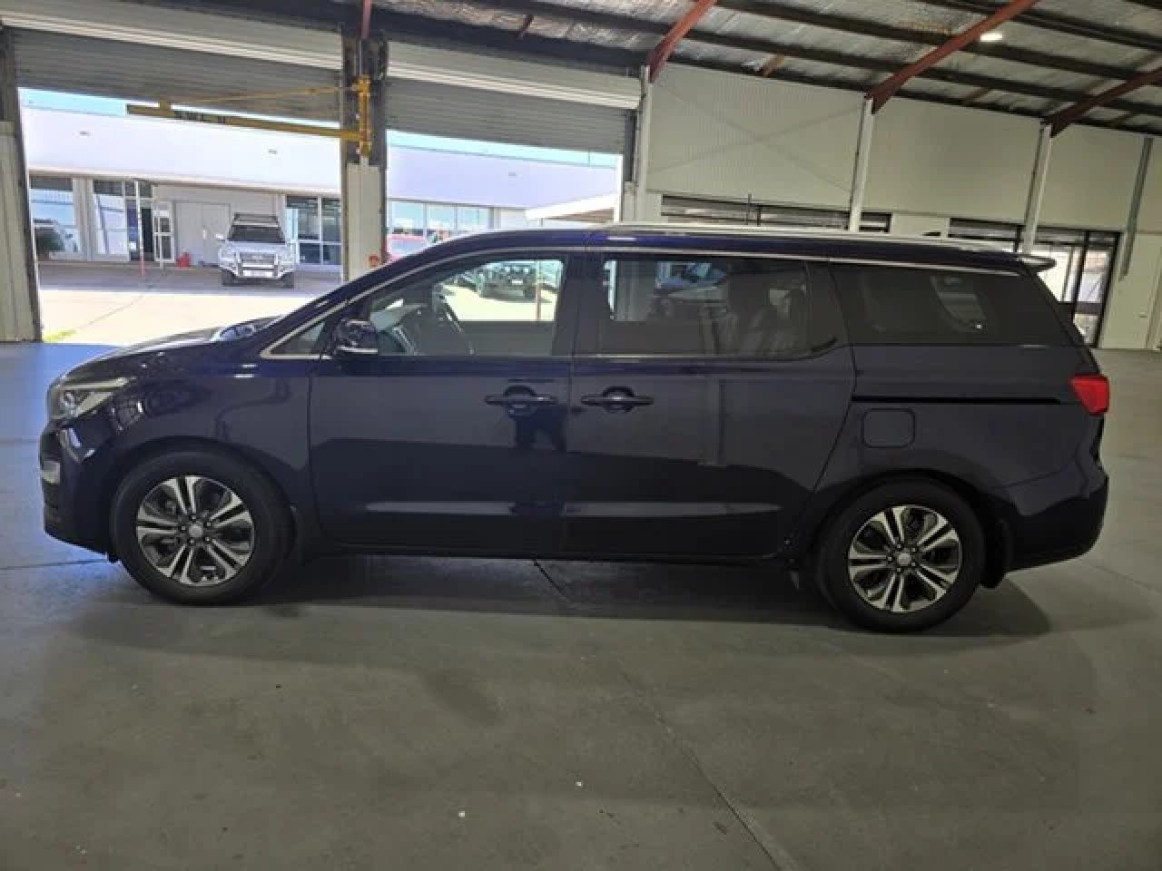 2020 KIA CARNIVAL SLi