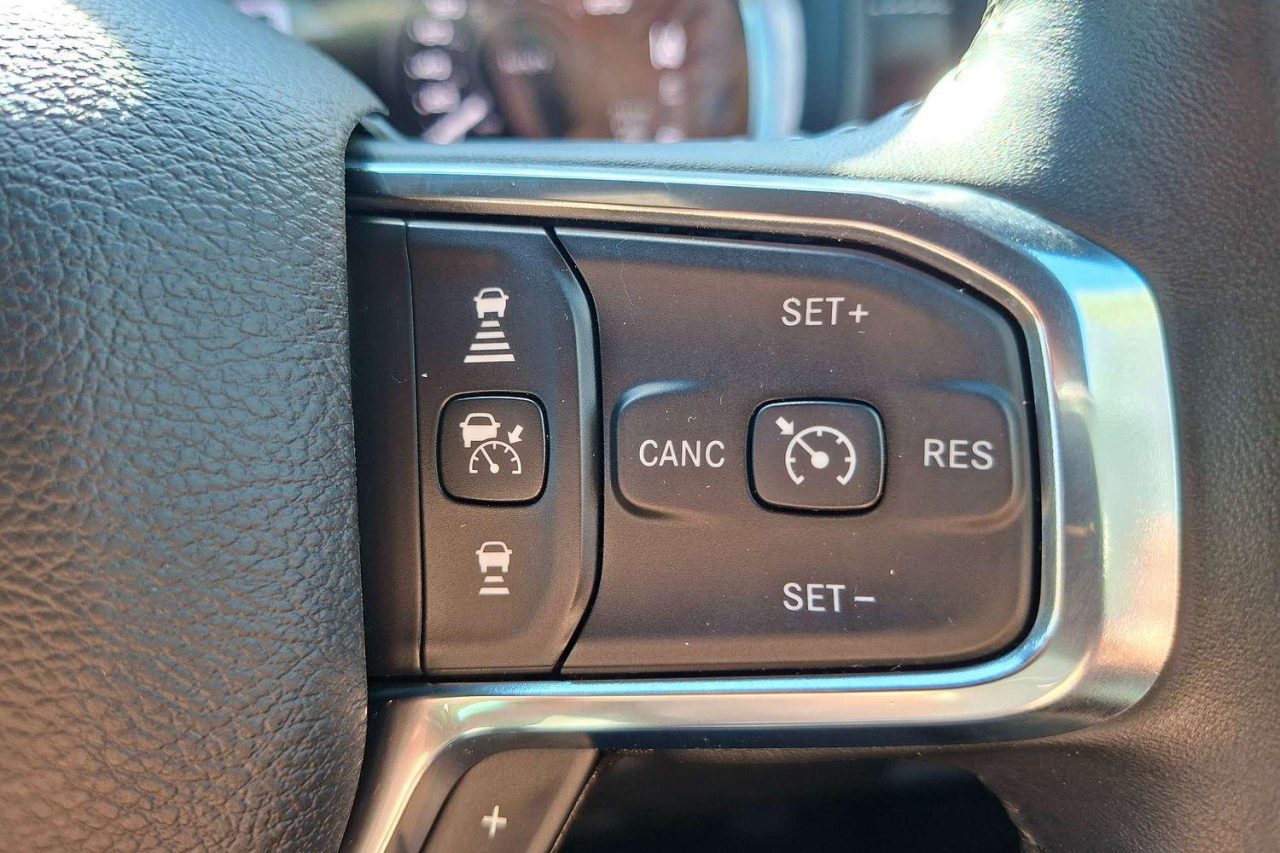 2023 DODGE RAM Laramie