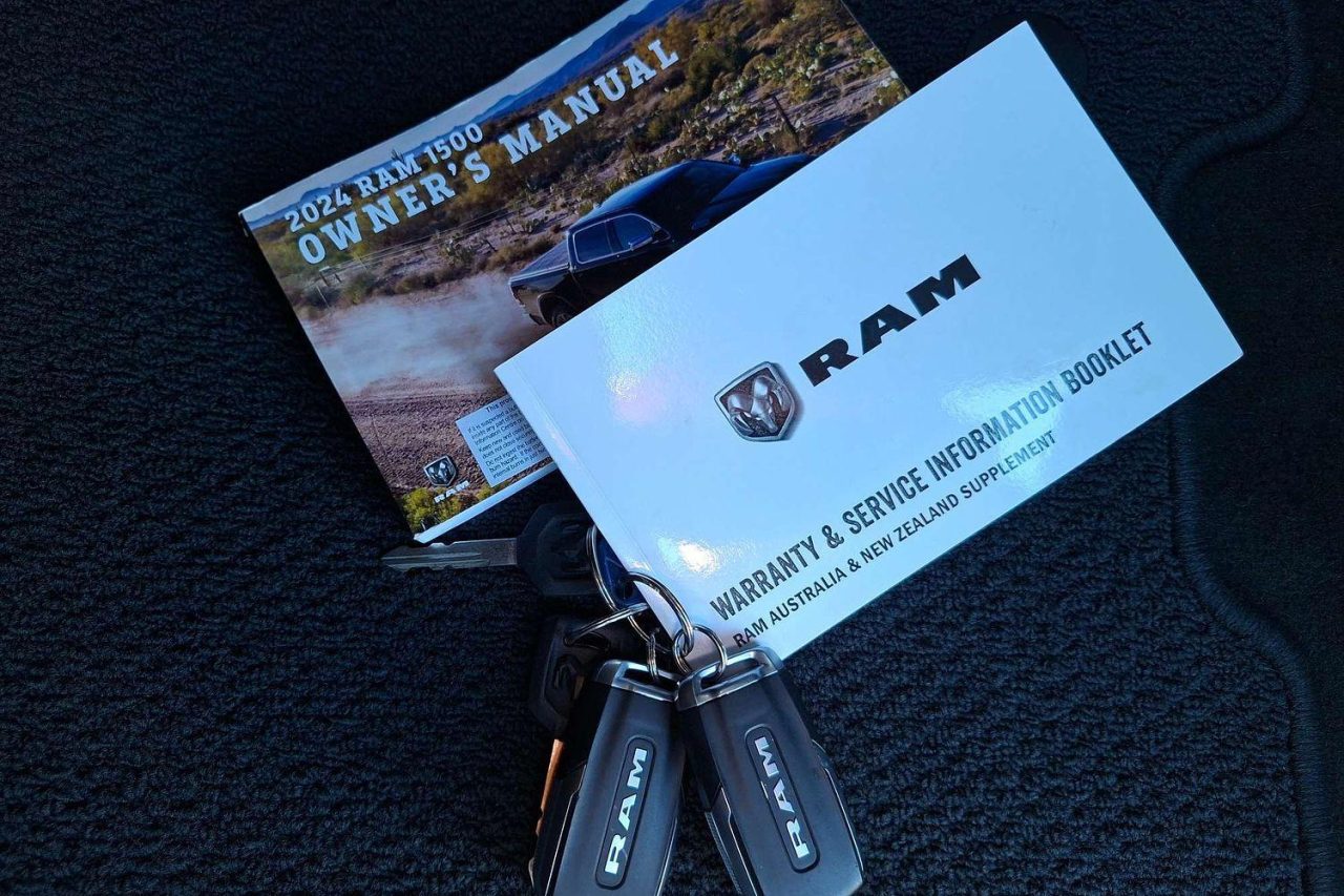 2023 DODGE RAM Laramie