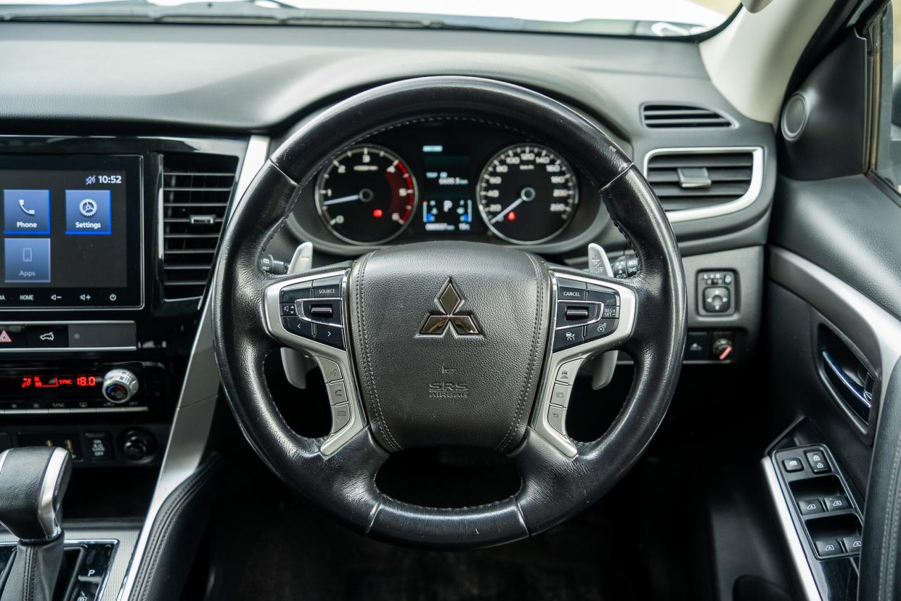 2020 Mitsubishi Pajero Sport GLS