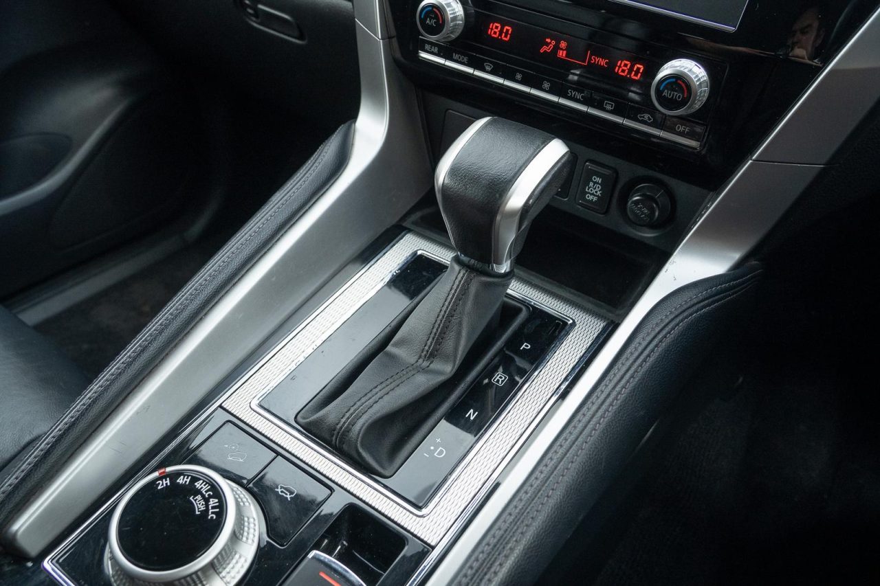 2020 Mitsubishi Pajero Sport GLS