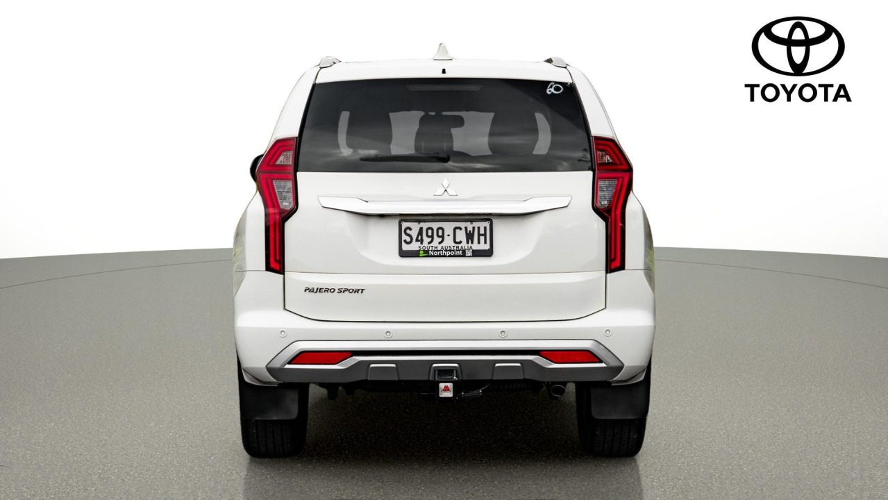 2020 Mitsubishi Pajero Sport GLS