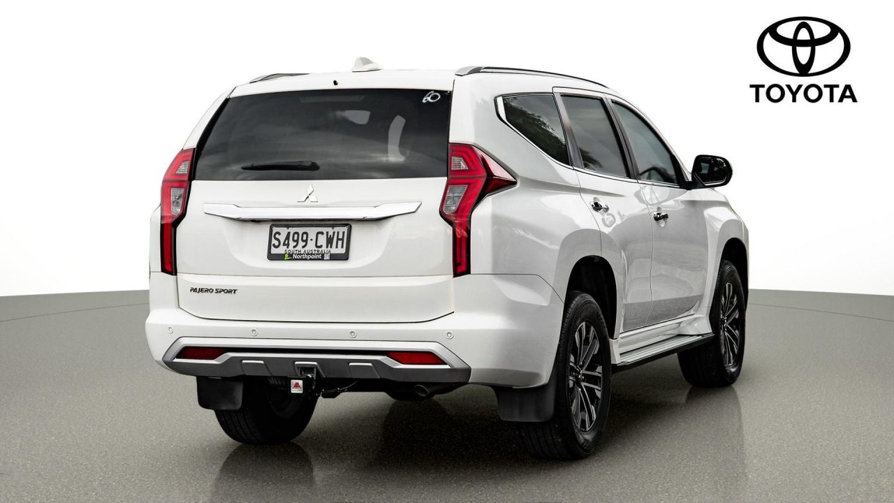 2020 Mitsubishi Pajero Sport GLS