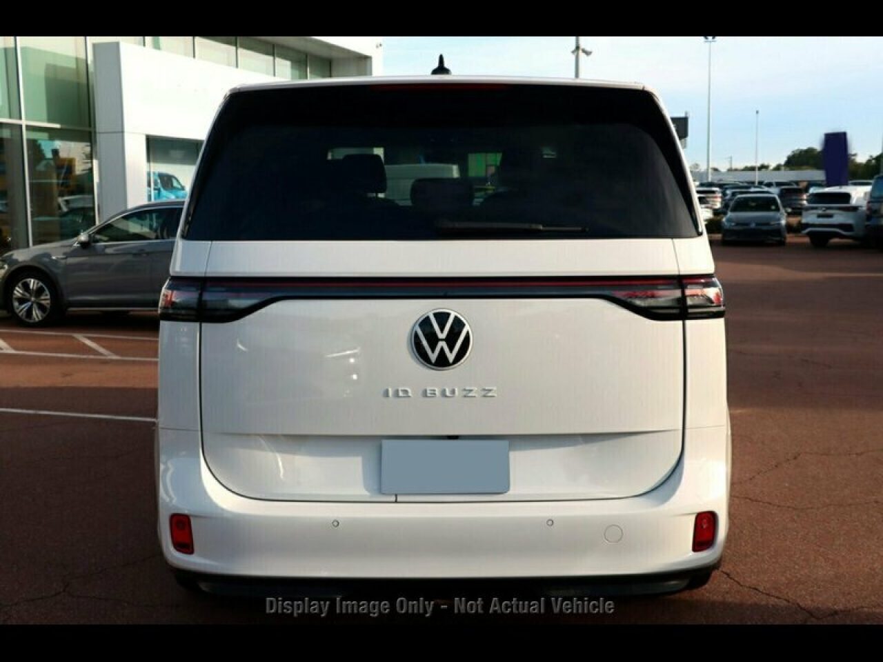 2025 Volkswagen ID. Buzz Pro SWB BEV560 Van Wagon (Candy White) New Car