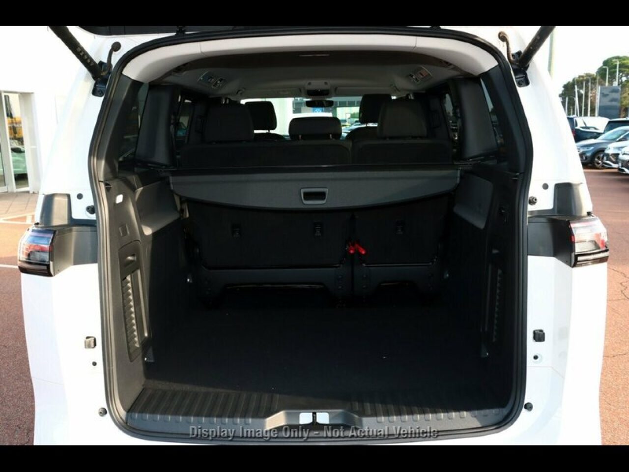 2025 Volkswagen ID. Buzz Pro SWB BEV560 Van Wagon (Candy White) New Car