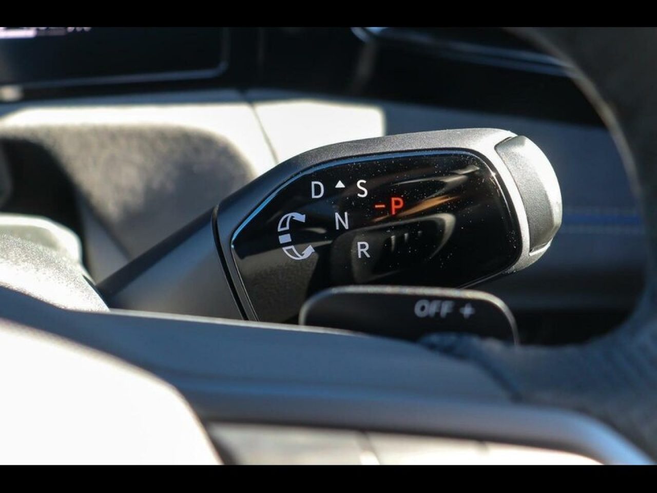 2026 Volkswagen Tiguan 200TSI eHybrid R-Line DSG Wagon (Pure White) Demo Car