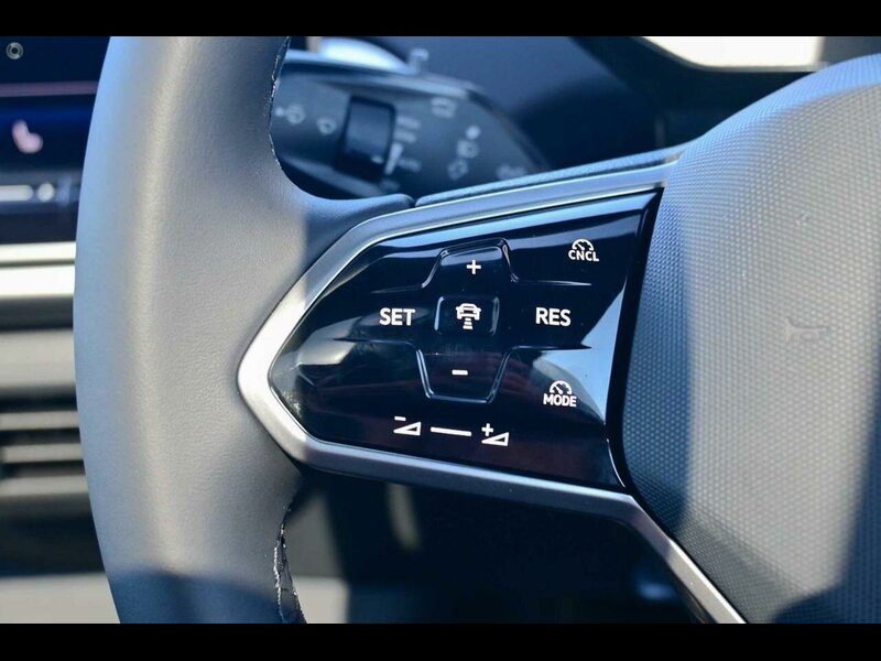 2026 Volkswagen ID.4 Pro Wagon (Moonstone Grey) Demo Car
