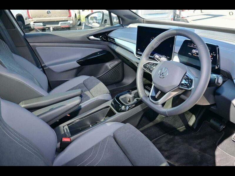 2026 Volkswagen ID.4 Pro Wagon (Moonstone Grey) Demo Car