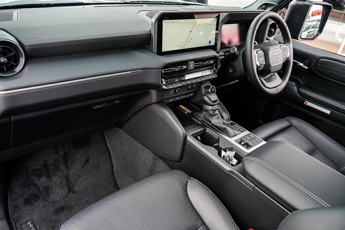 2026 Toyota Prado Kakadu