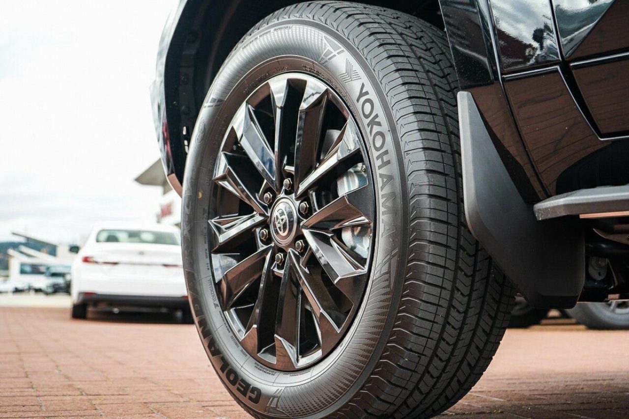2026 Toyota Prado Kakadu