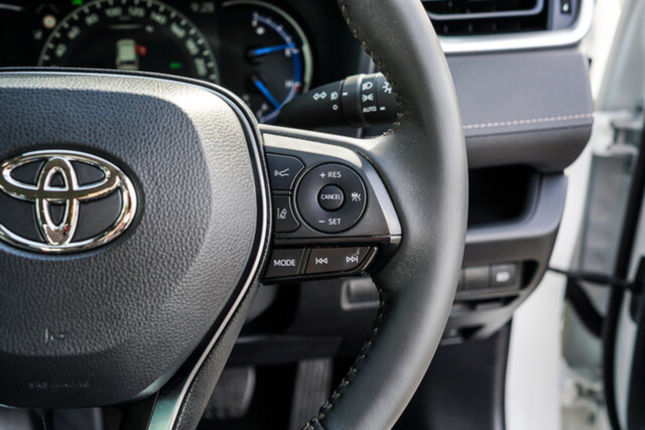 2024 Toyota RAV4 Hybrid GX 2WD
