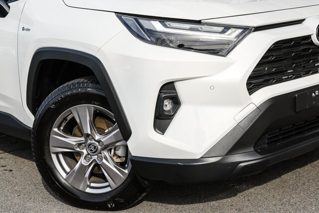 2024 Toyota RAV4 Hybrid GX 2WD