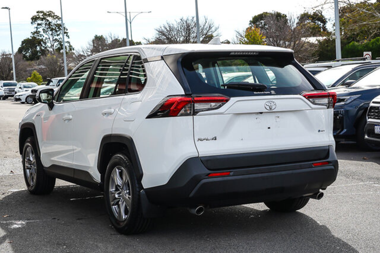 2024 Toyota RAV4 Hybrid GX 2WD