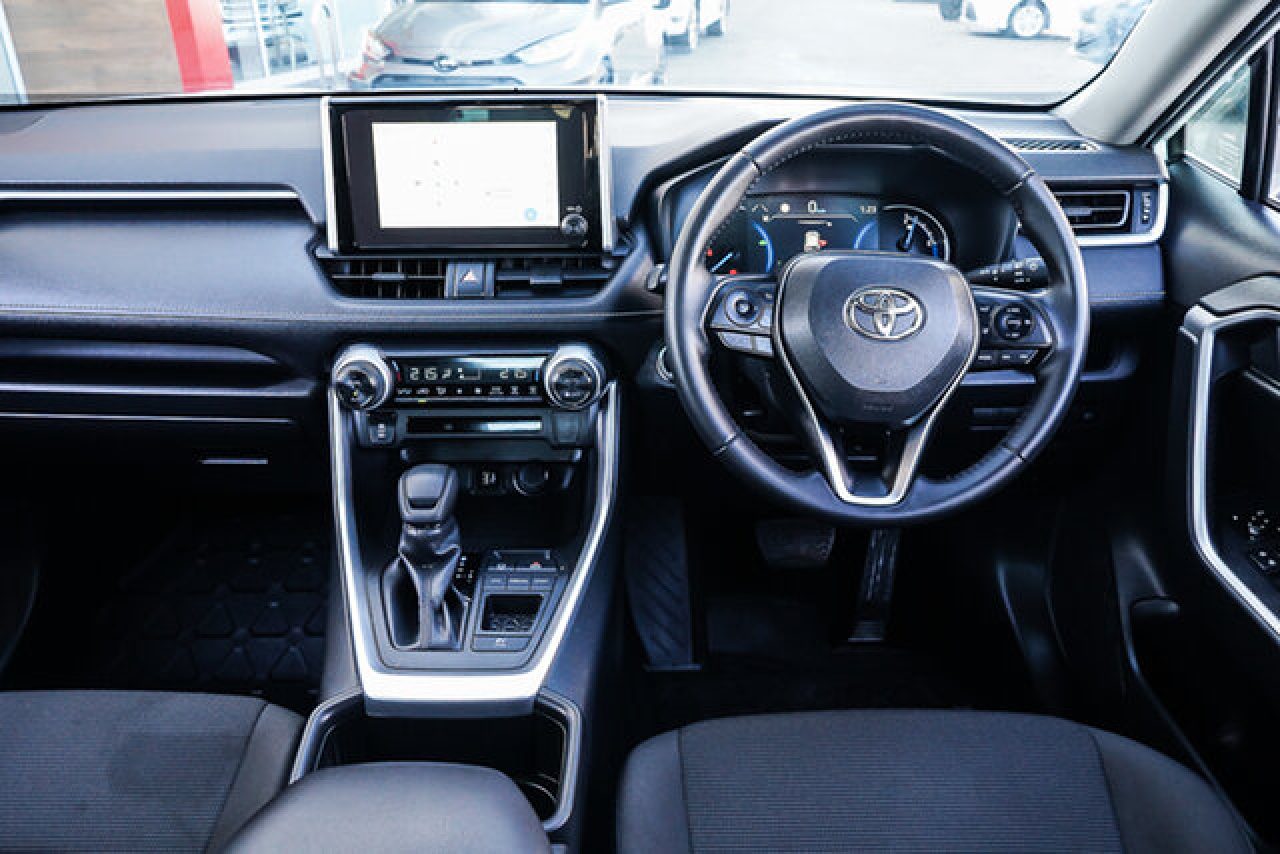 2024 Toyota RAV4 Hybrid GX 2WD
