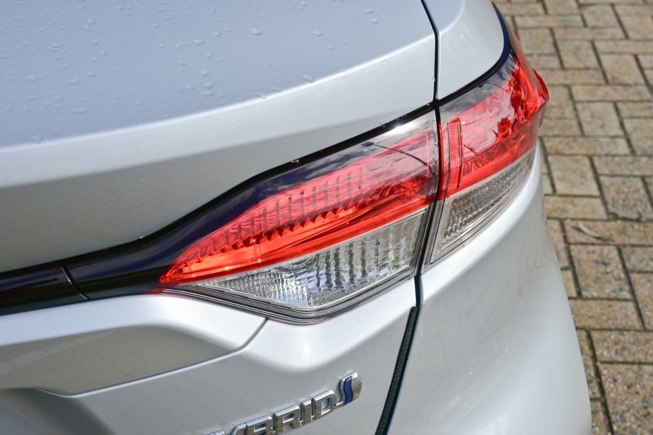 2022 Toyota Corolla Sedan Hybrid SX