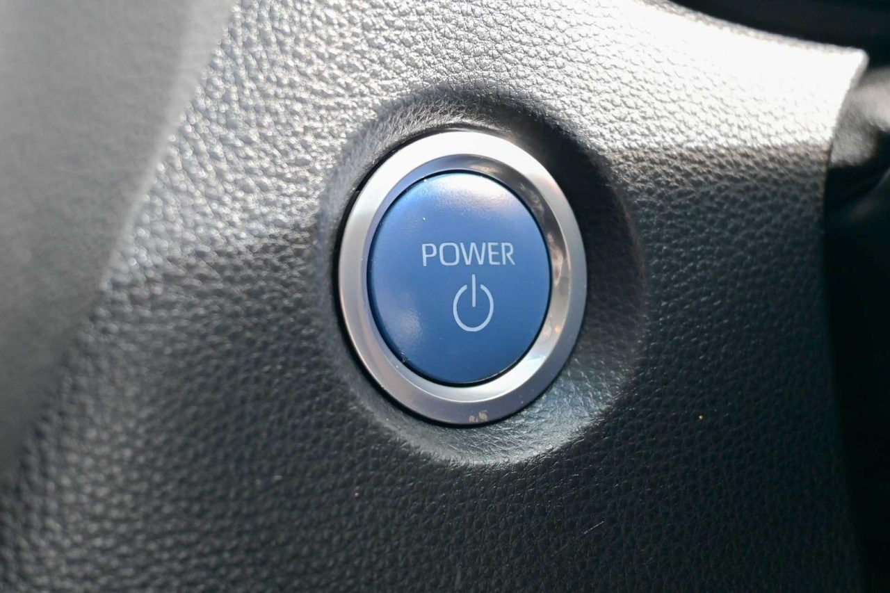2022 Toyota Corolla Sedan Hybrid SX