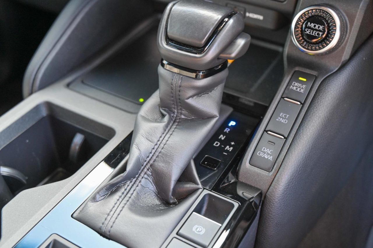 2024 Toyota Prado GXL