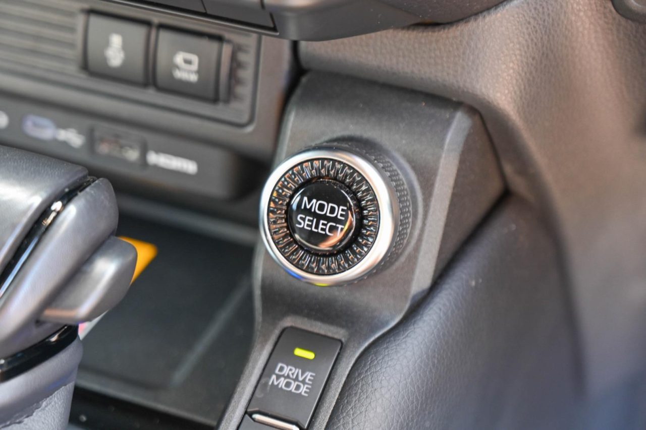 2024 Toyota Prado GXL