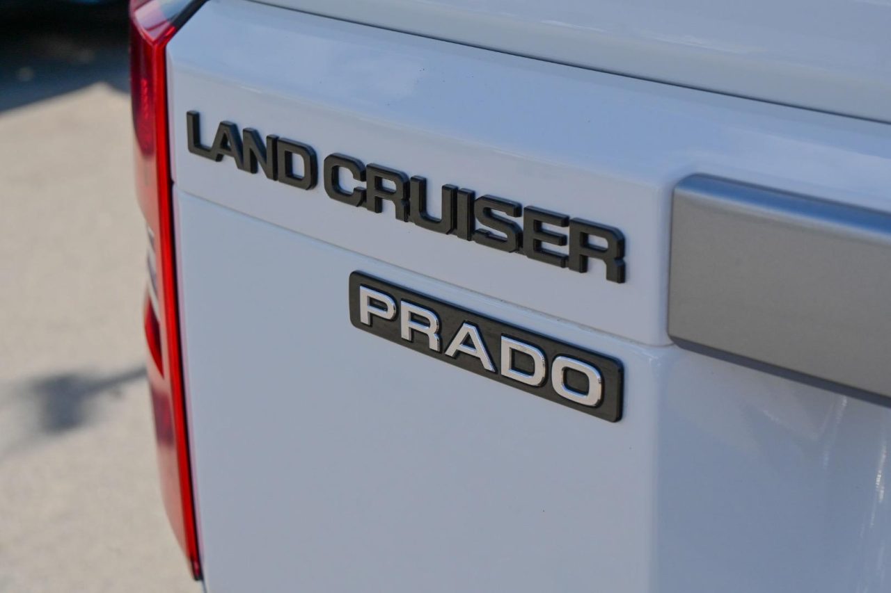 2024 Toyota Prado GXL