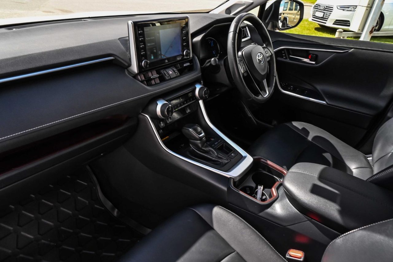 2019 Toyota RAV4 Cruiser
