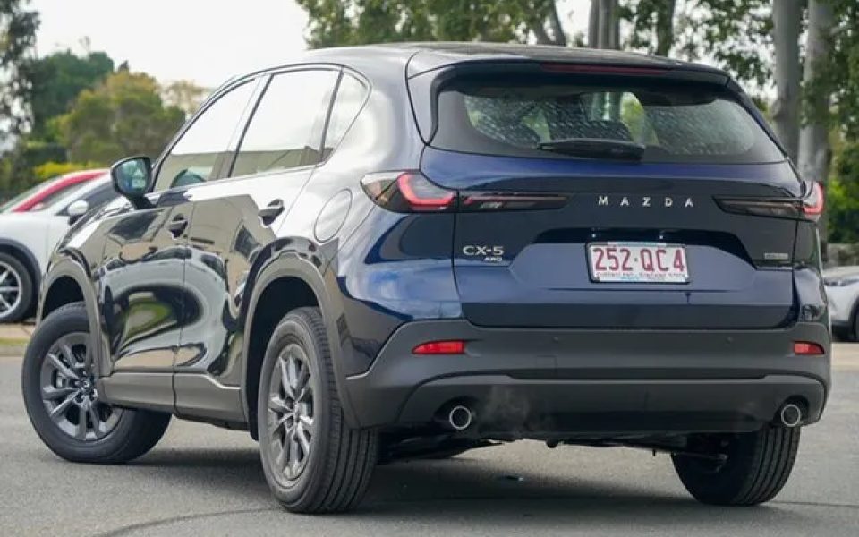 2026 Mazda CX-5 KM0HA0 G25 SKYACTIV-Drive i-ACTIV AWD Evolve Navy Blue 6 Speed Sports Automatic