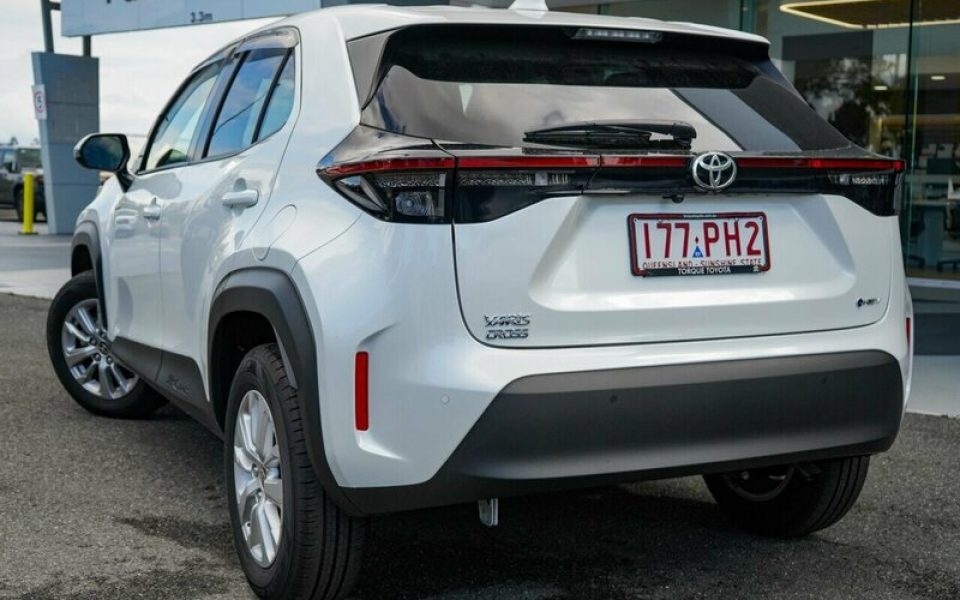 2025 Toyota Yaris Cross GXL AWD Wagon (Frosted White) Used Car