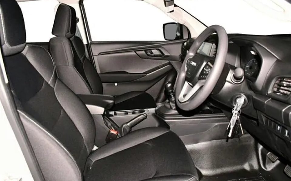 2026 Isuzu D-MAX RG MY25.5 SX Crew Cab Mineral White 8 Speed Sports Automatic Cab Chassis