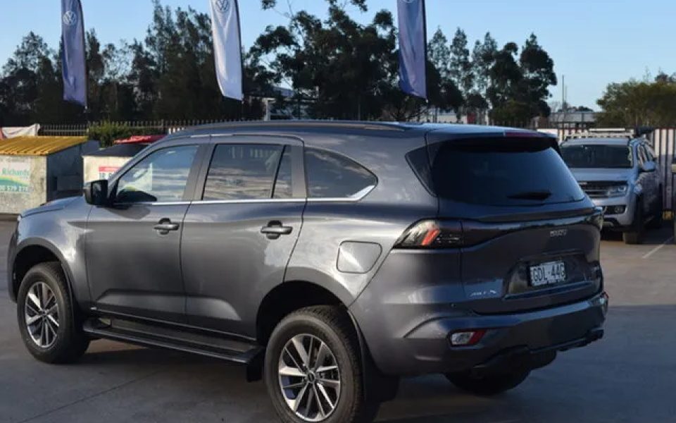 2026 Isuzu MU-X RJ MY25.5 LS-U Rev-Tronic Obsidian Grey 6 Speed Sports Automatic Wagon
