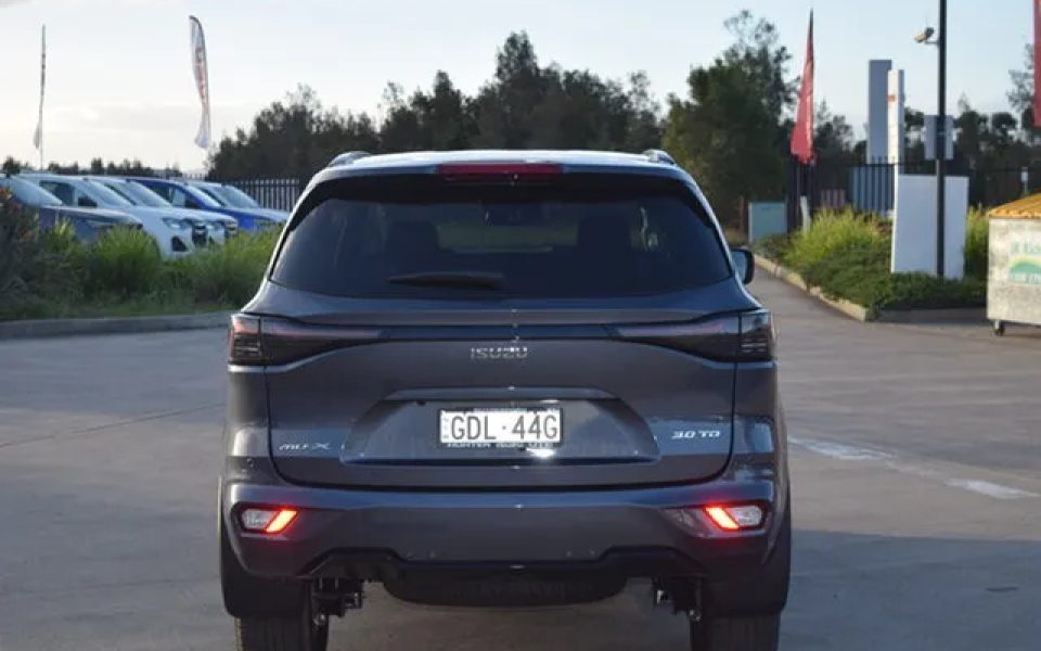 2026 Isuzu MU-X RJ MY25.5 LS-U Rev-Tronic Obsidian Grey 6 Speed Sports Automatic Wagon