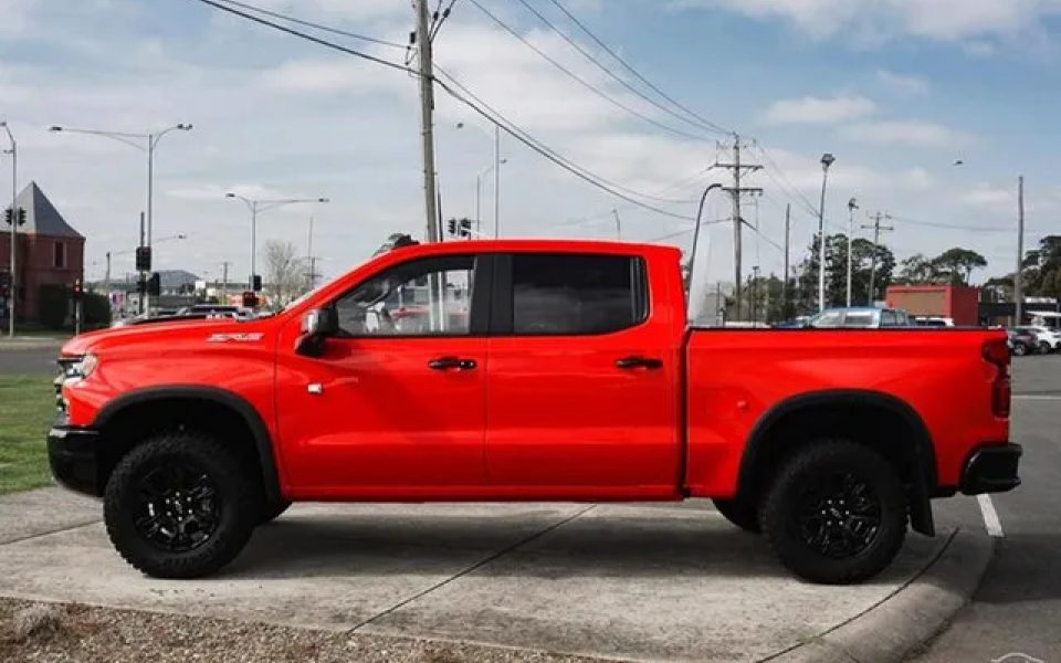 2025 Chevrolet Silverado T1 MY25 1500 ZR2 Pickup Crew Cab W/Tech Pack Radiant Red 10 Speed Automatic