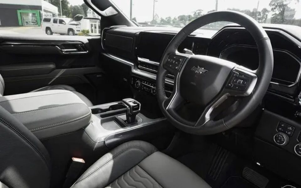 2025 Chevrolet Silverado T1 MY25 1500 ZR2 Pickup Crew Cab W/Tech Pack Radiant Red 10 Speed Automatic