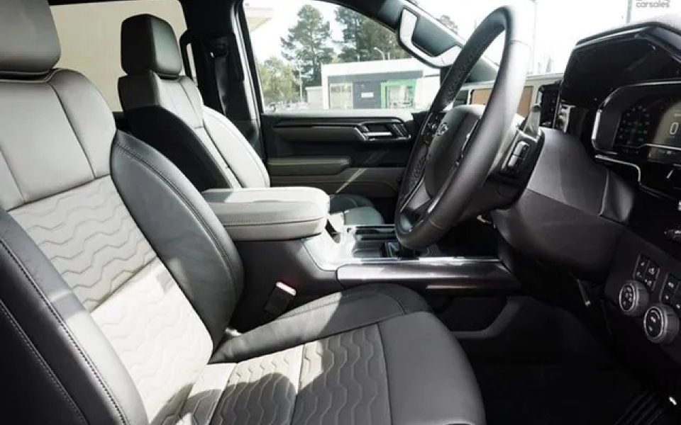 2025 Chevrolet Silverado T1 MY25 1500 ZR2 Pickup Crew Cab W/Tech Pack Radiant Red 10 Speed Automatic