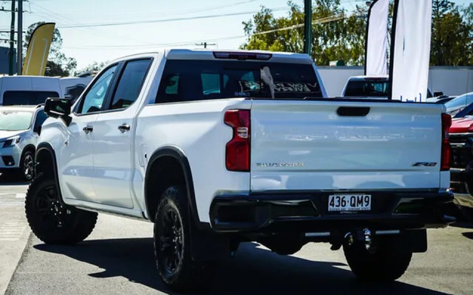 2026 Chevrolet Silverado T1 MY26i 1500 ZR2 Pickup Crew Cab W/Tech Pack 10 Speed Automatic Utility