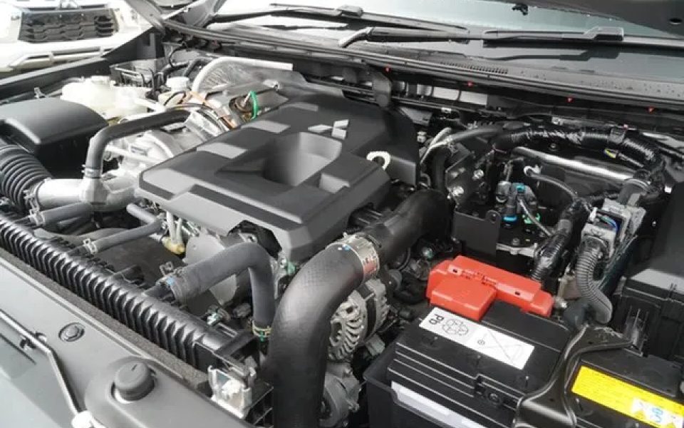 2025 Mitsubishi Triton MV MY25 GLX-R Pick-up Double Cab 4x4 Blade Silver 6 Speed Sports Automatic
