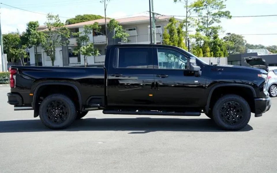 2026 Chevrolet Silverado HD T1 MY26 LTZ Premium Pickup Crew Cab W/Tech Pack Black 10 Speed Automatic