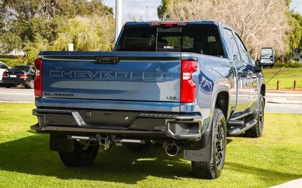 2026 Chevrolet Silverado HD T1 MY26 LTZ Premium Pickup Crew Cab W/Tech Pack Lakeshore Blue 10 Speed