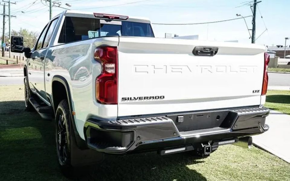 2026 Chevrolet Silverado HD T1 MY26 LTZ Premium Pickup Crew Cab W/Tech Pack Summit White 10 Speed
