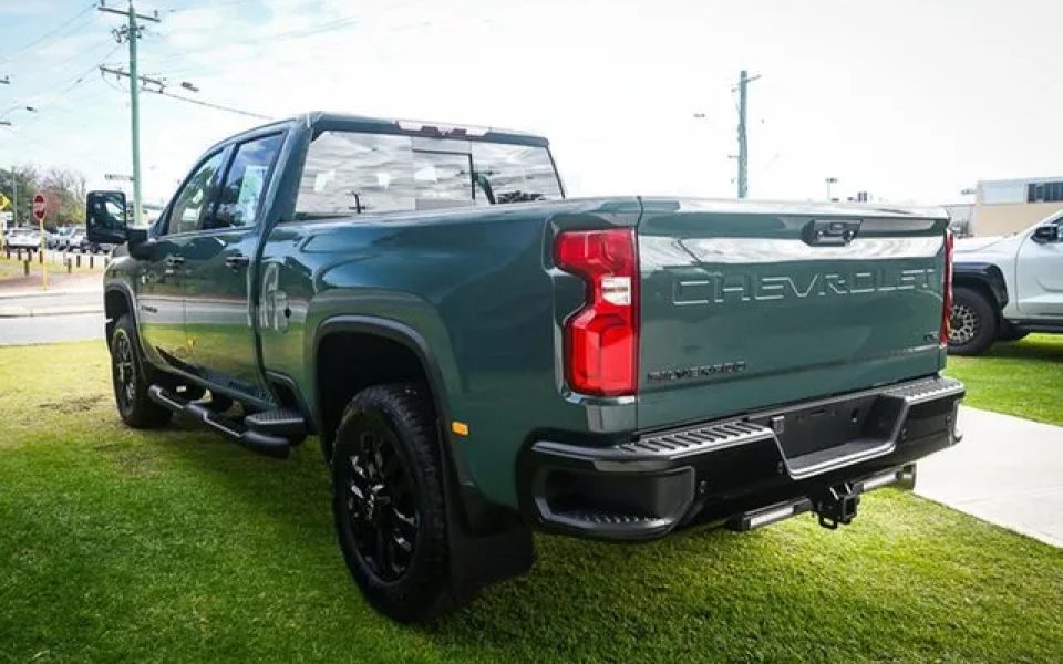 2026 Chevrolet Silverado HD T1 MY26 LTZ Premium Pickup Crew Cab W/Tech Pack Cypress Grey 10 Speed