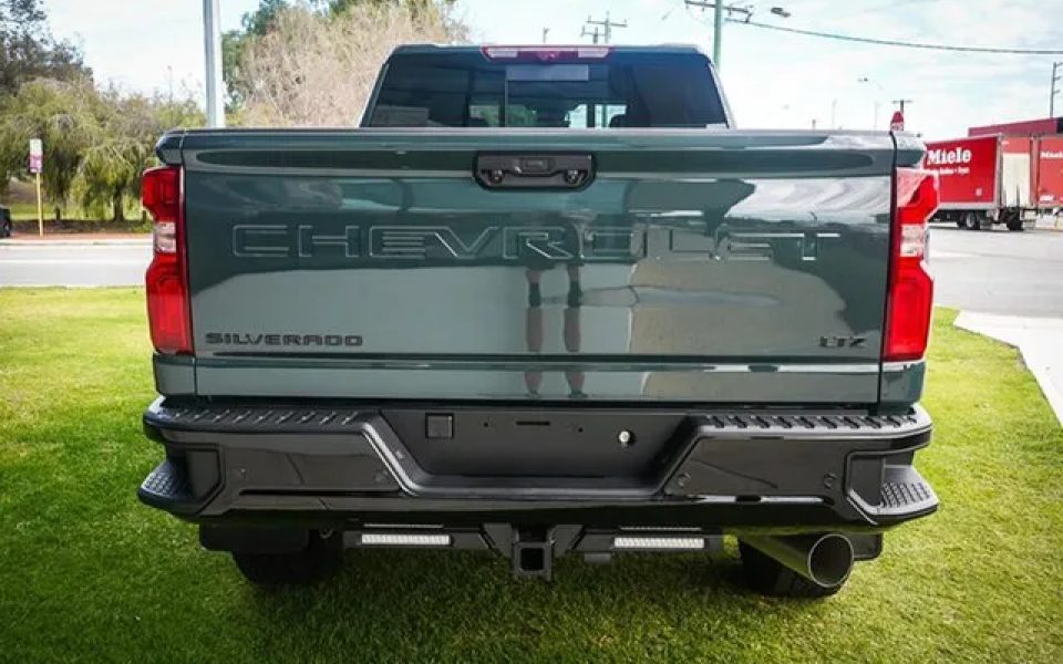 2026 Chevrolet Silverado HD T1 MY26 LTZ Premium Pickup Crew Cab W/Tech Pack Cypress Grey 10 Speed