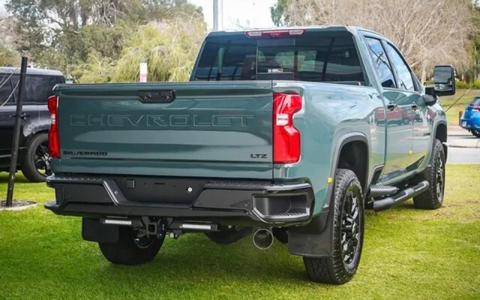 2026 Chevrolet Silverado HD T1 MY26 LTZ Premium Pickup Crew Cab W/Tech Pack Cypress Grey 10 Speed