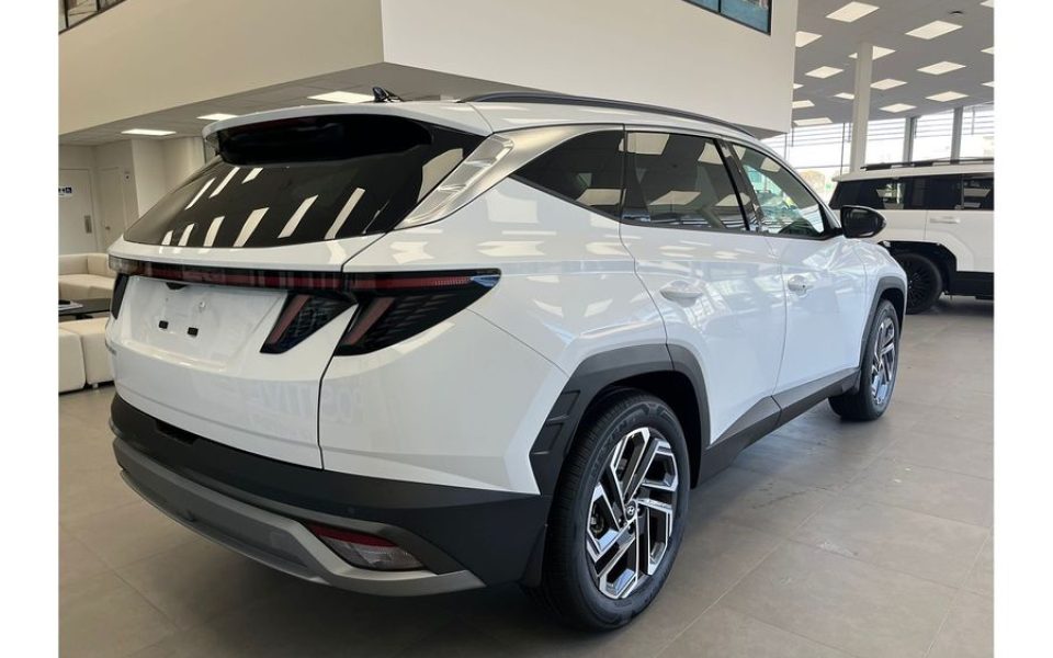2026 Hyundai Tucson 2.0 Elite 2.0P/6At RV/SUV (White) Demo Car