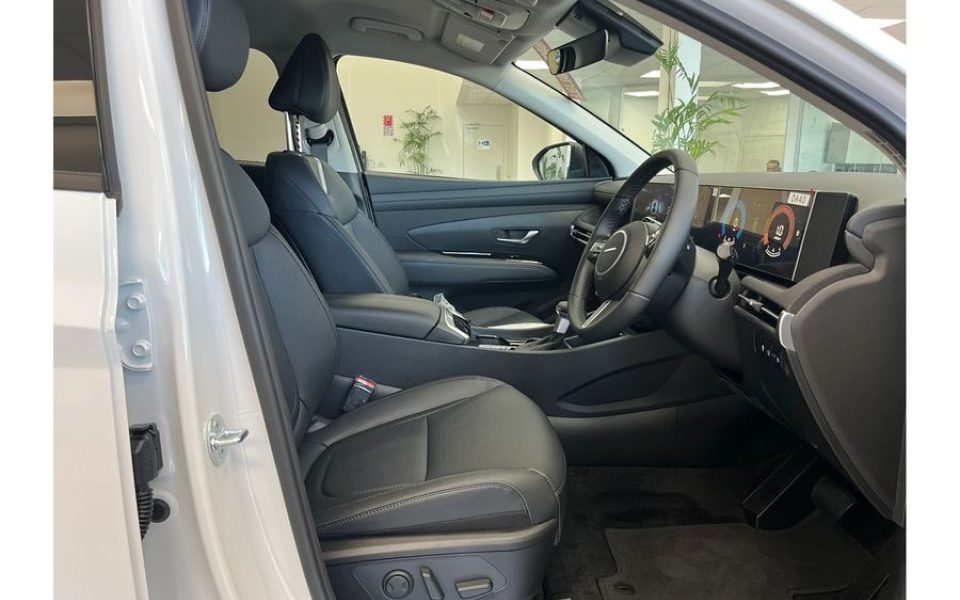2026 Hyundai Tucson 2.0 Elite 2.0P/6At RV/SUV (White) Demo Car