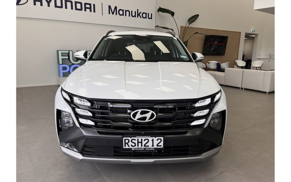 2026 Hyundai Tucson 1.6T Hev Active Awd RV/SUV (White) Demo Car