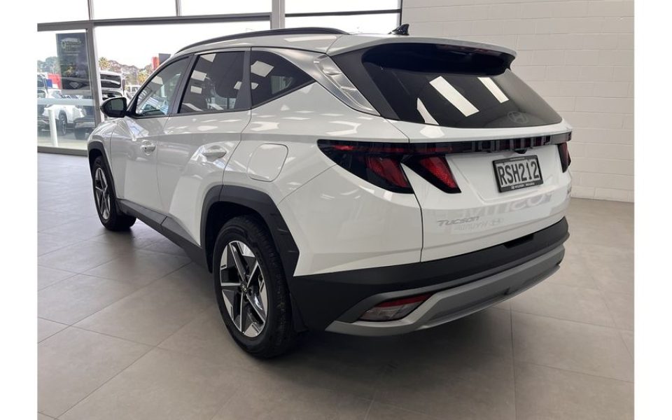 2026 Hyundai Tucson 1.6T Hev Active Awd RV/SUV (White) Demo Car