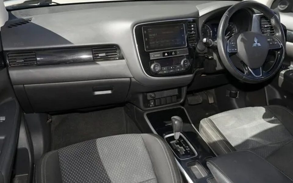 2019 Mitsubishi Outlander ZL MY20 ES 2WD White 6 Speed Constant Variable Wagon